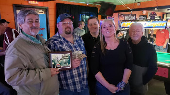 APA 8-Ball Tricups Winning Tean
